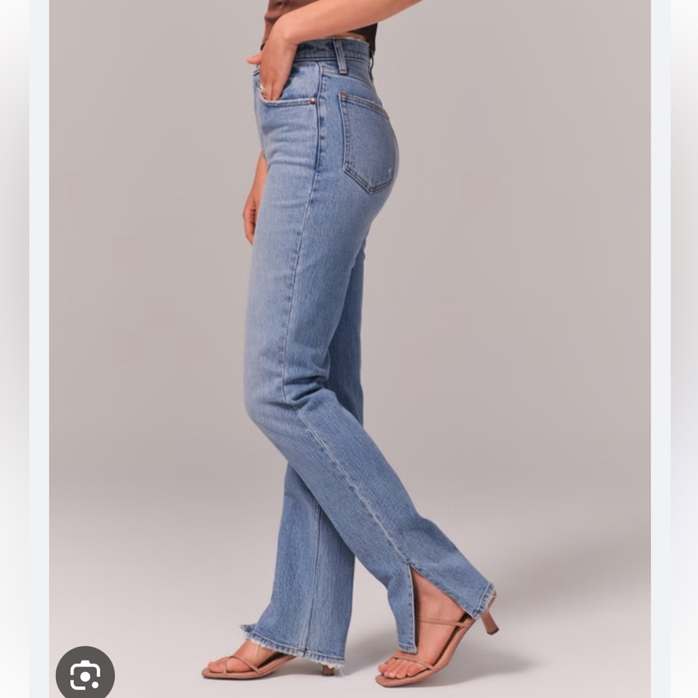 Abercrombie & Fitch Light Blue 90s Relaxed High-rise Jean, Curve Love